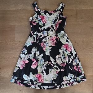 Floral Sleeveless Dress